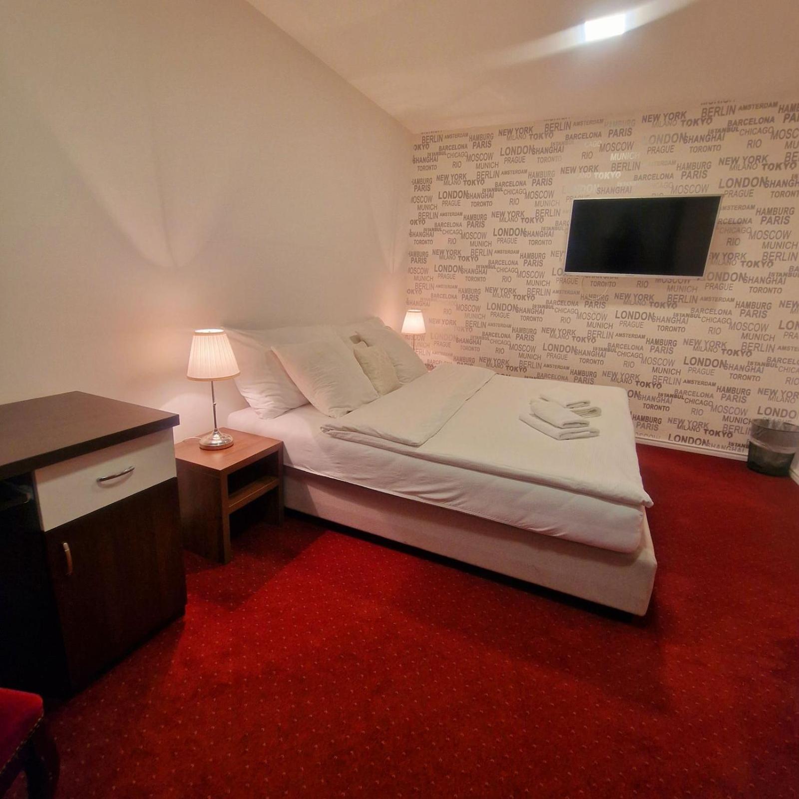 Swiss Plus Hotel Bihać Exterior foto
